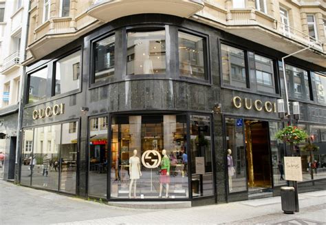 nuovo polo logistico gucci progettisti|Gucci inaugura il primo hub italiano di economia circolare.